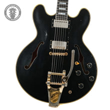 Load image into Gallery viewer, 2026 Gibson Custom 1960 Keith Richards ES-355 Collectors Edition Ebony Murphy Lab W/ Signed Label & Signed Headstock # 38 of 50