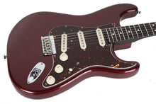 Load image into Gallery viewer, 2020 Fender Mod Shop Stratocaster Hardtail Bordeaux Metallic