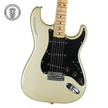 Load image into Gallery viewer, 1980 Fender 25th Anniversary Stratocaster Anniversary Silver Metallic
