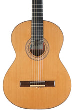 Load image into Gallery viewer, 2004 Ramirez R1 Cedar Top