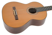 Load image into Gallery viewer, 2004 Ramirez R1 Cedar Top