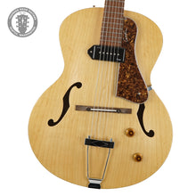 Load image into Gallery viewer, 2003 Godin 5th Avenue Kingpin P-90 Natural
