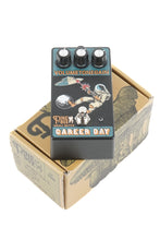Load image into Gallery viewer, Used Pine Box Career Day Pedal
