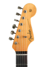 Load image into Gallery viewer, New Fender Custom Shop '61 Stratocaster Heavy Relic Super Faded Aged 3 Tone Sunburst
