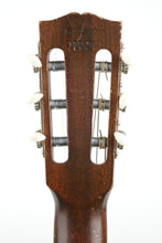 Load image into Gallery viewer, 1972 Gibson C-100 Classical Guitar
