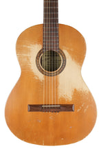 Load image into Gallery viewer, 1972 Gibson C-100 Classical Guitar
