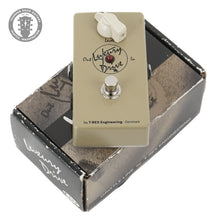 Load image into Gallery viewer, Used T-Rex Engineering Luxury Drive Gristle Line Pedal
