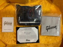 Load image into Gallery viewer, New Gibson Custom 1960 Hummingbird Fixed Bridge Heritage Cherry Sunburst
