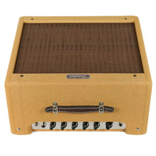 Load image into Gallery viewer, New Fender Blues Junior Lacquered Tweed
